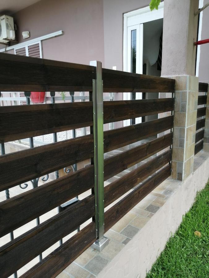 Néa Meságkala Ο Ακλόνητοςアパートホテル エクステリア 写真